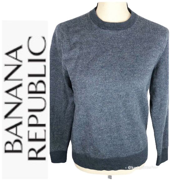 Banana Republic Sweaters - Banana Republic Sweater Italian Merino Yarn